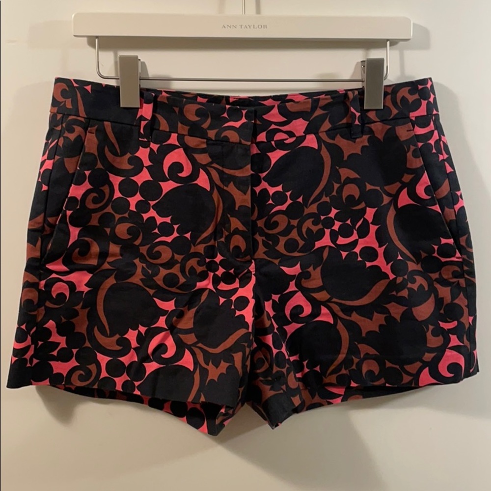 Ann Taylor Devin Fit Shorts